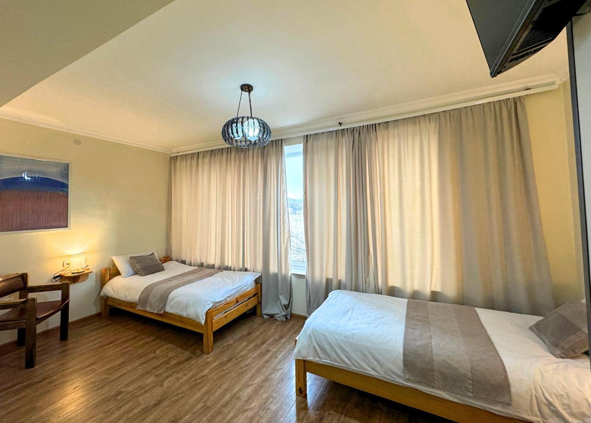 Hotel Basen Sisian Exterior photo